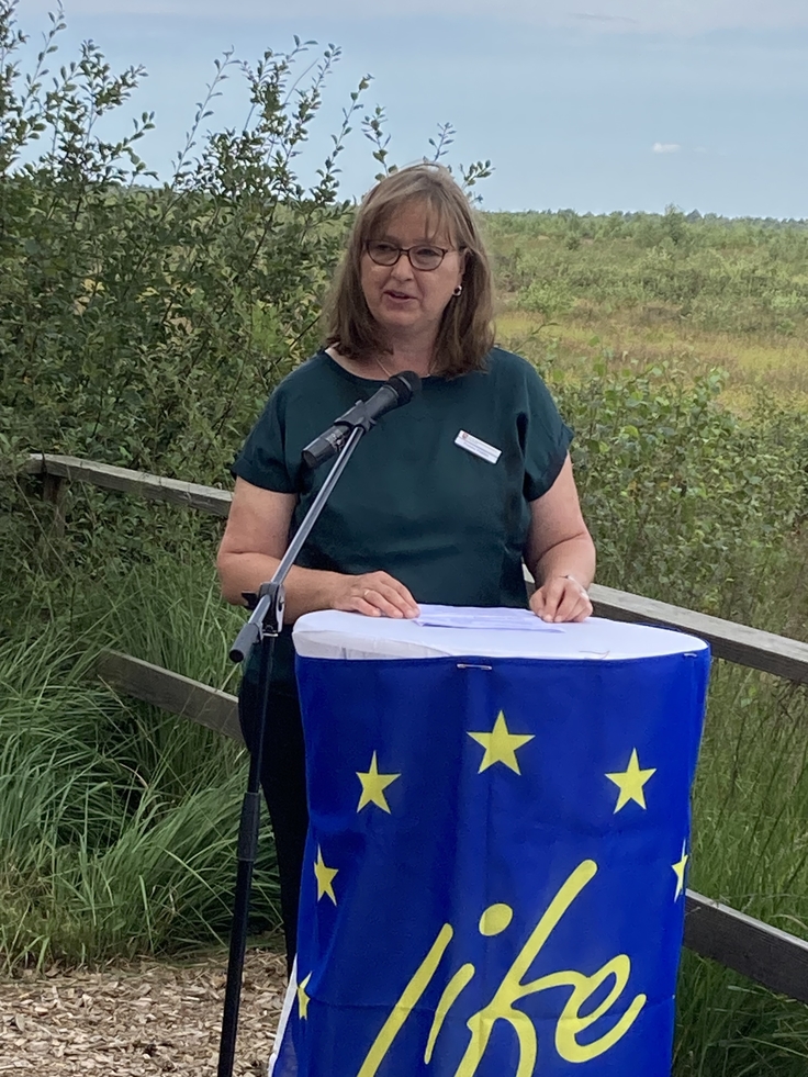 Frauke Patzke bei Rede im Bissendorfer Moor